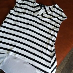 Black and white stripes top